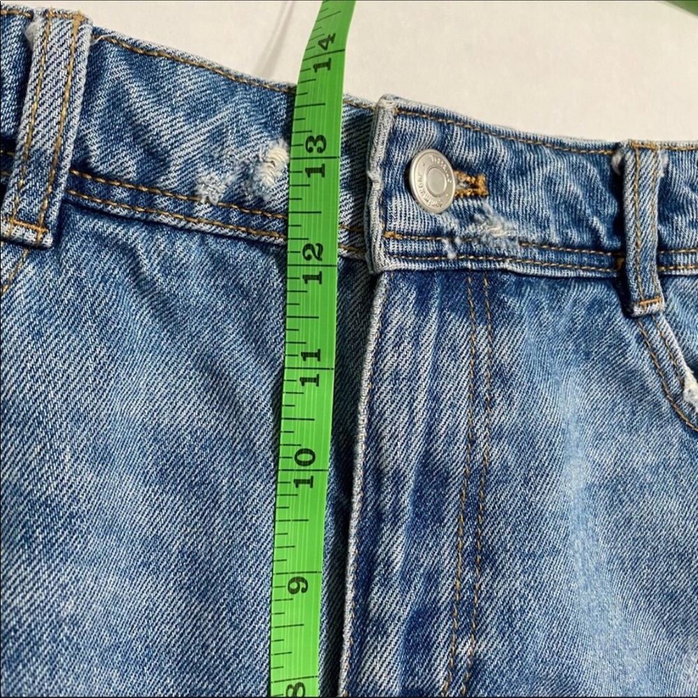 Distressed skirt - Picture 6 of 6